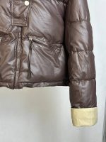 کاپشن پفکی طرح چرم داخل پشم شیشه کد:0033 - تصویر 3